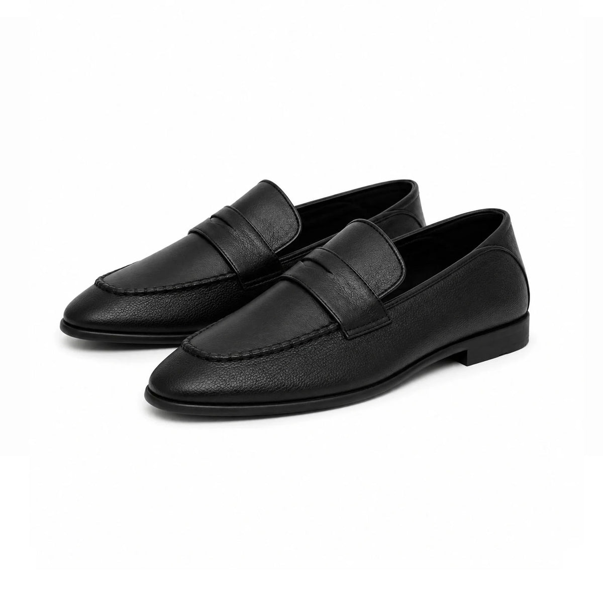 Black flexible loafer, rear view