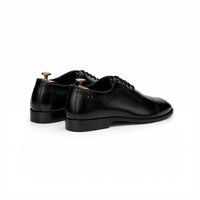 Black cap-toe oxford, rear view