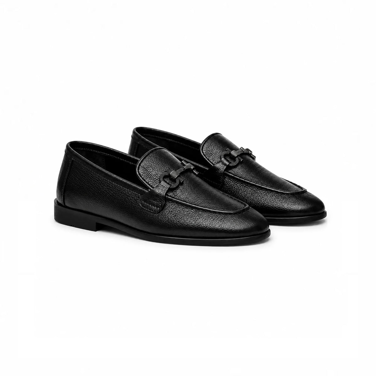 Black textured loafer, upper detail