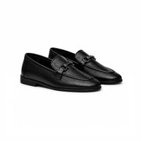 Black textured loafer, upper detail