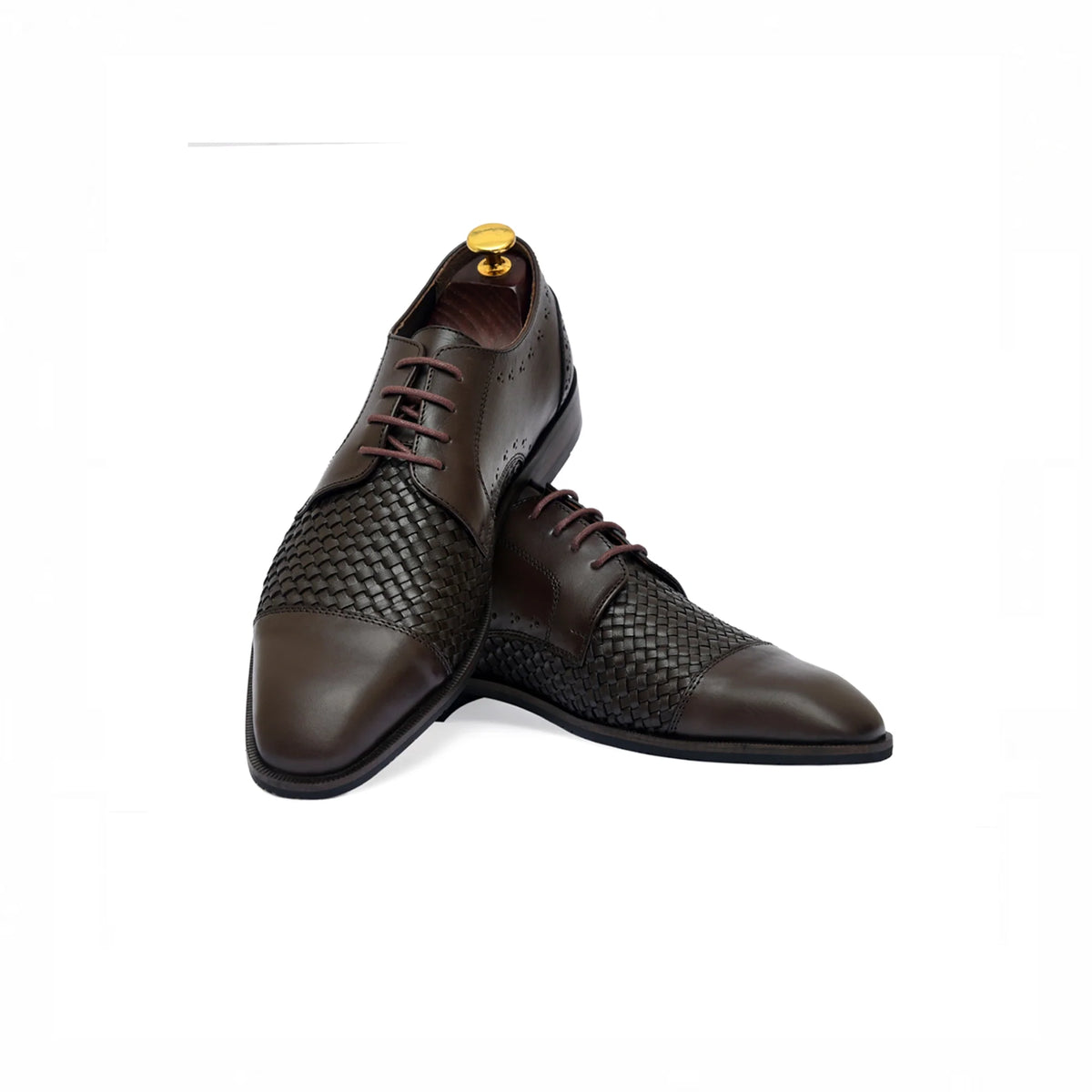 Brown brogue oxford, perforation detail